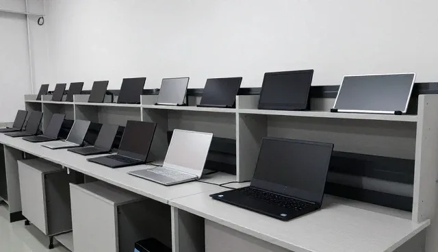 电子产品合作关系中的使用场景差异及实际取舍